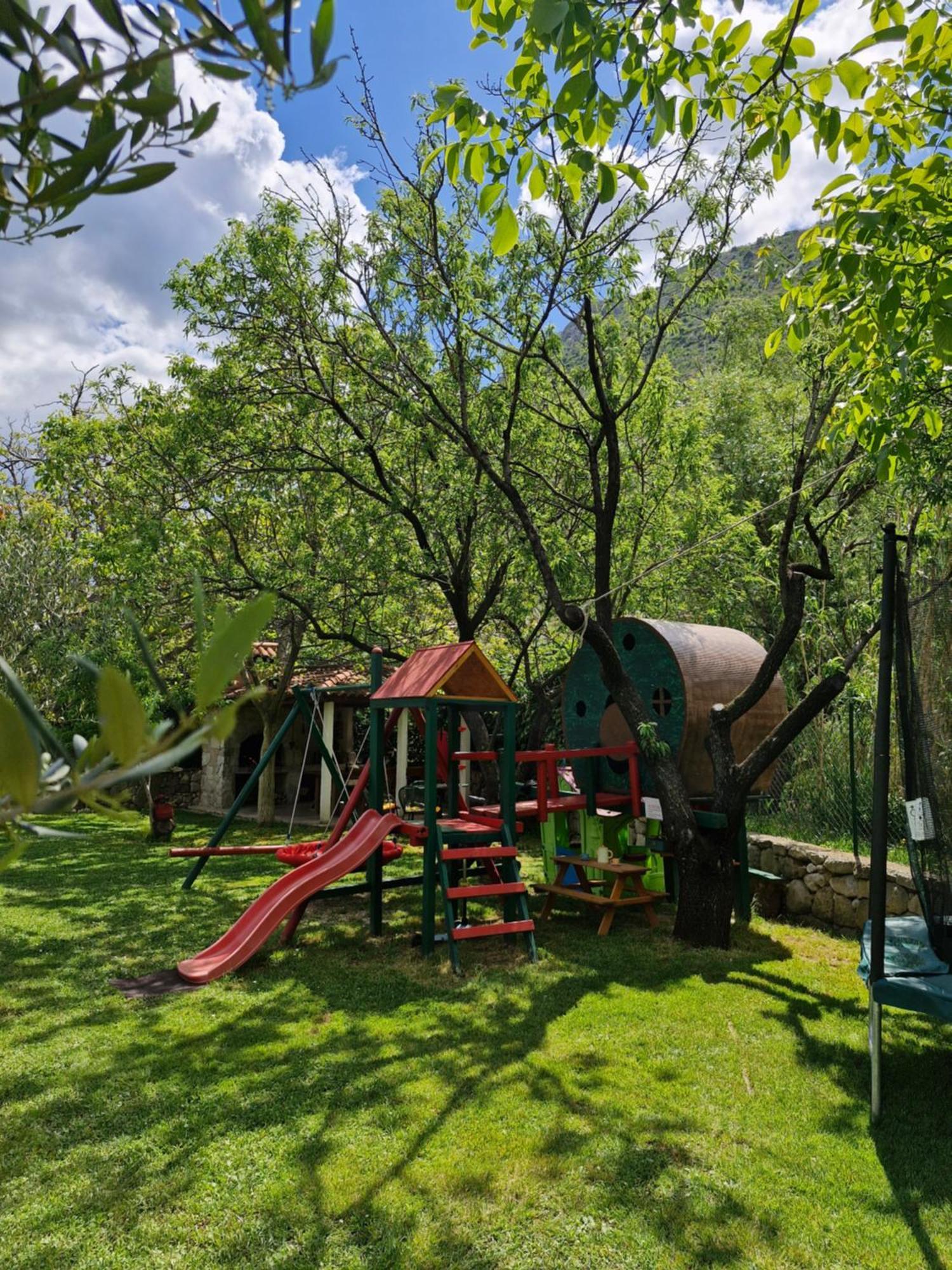 Вілла Peace Point Zrnovnica Екстер'єр фото